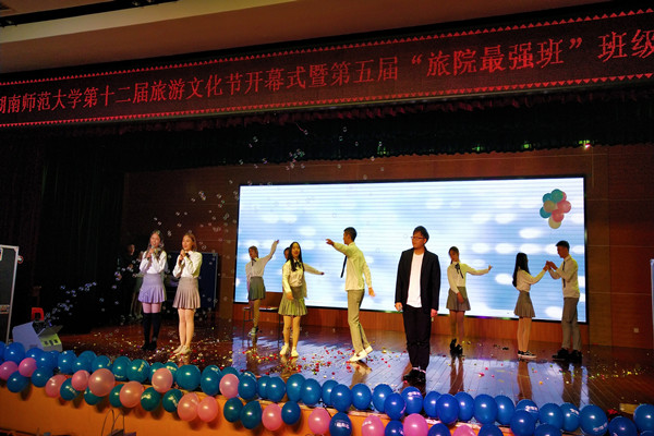 小品《地铁故事》